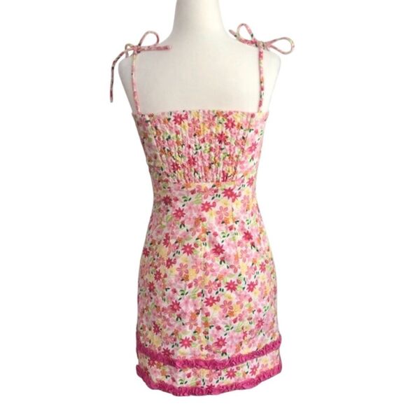 Lilly Pulitzer VTG Floral Mini Dress – Size 0, Adjustable Tie Straps, Ruffle Hem - Picture 4 of 8
